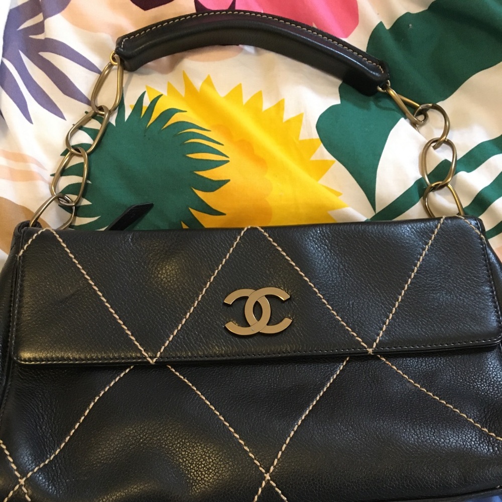 Chanel shoulder bag